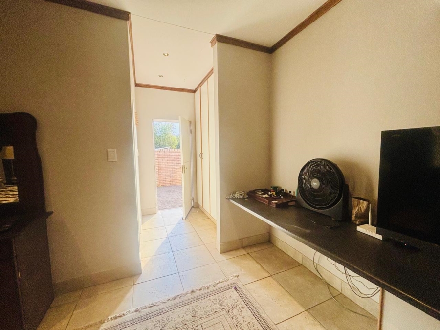 3 Bedroom Property for Sale in Vredenhof Sh Free State